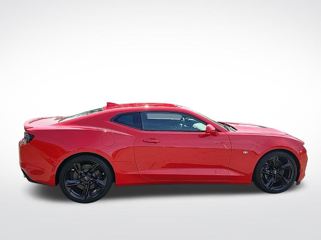 Vehicle image 4 of 26