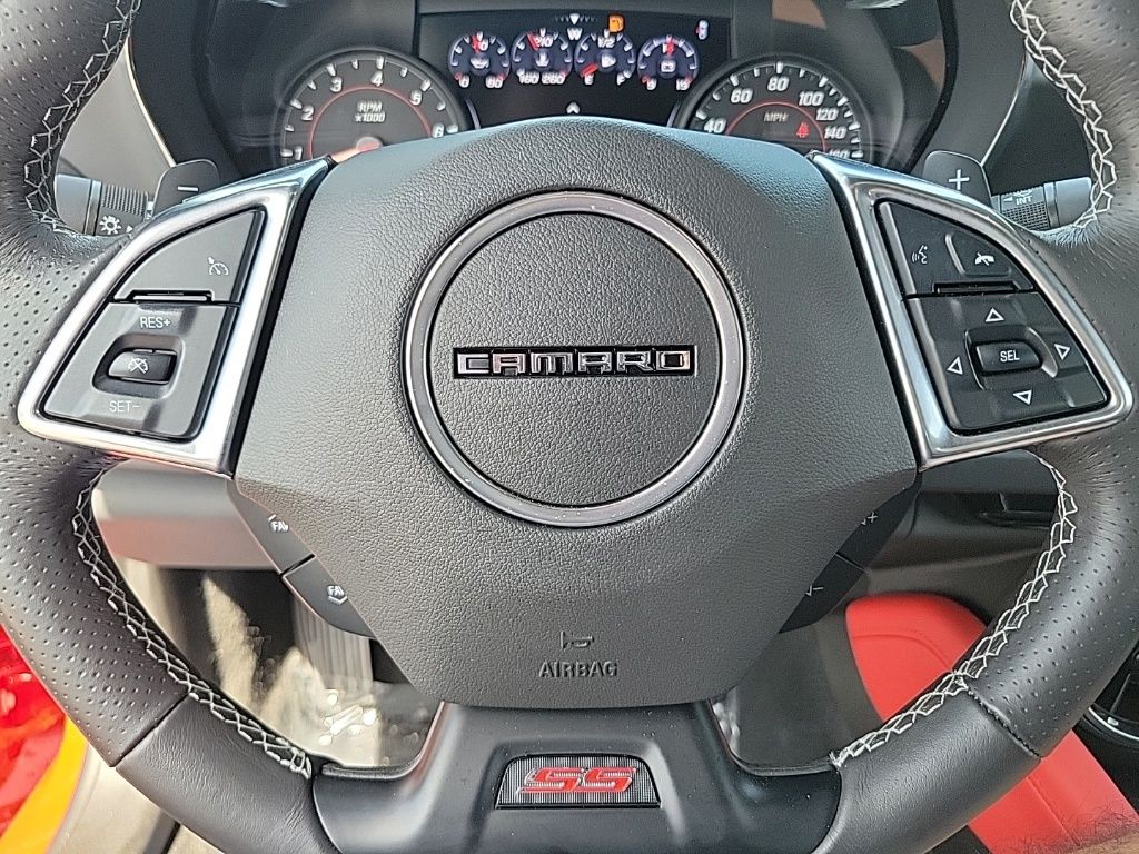 Vehicle image 15 of 26
