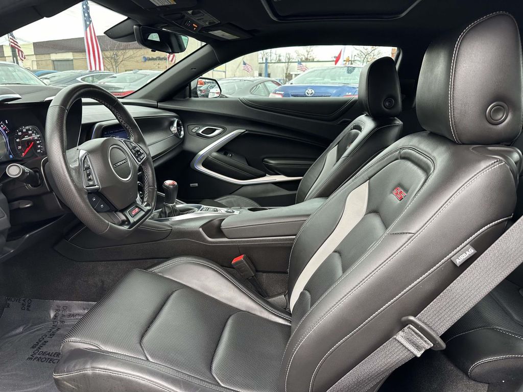 2023 Chevrolet Camaro 2SS Image 10 of 34