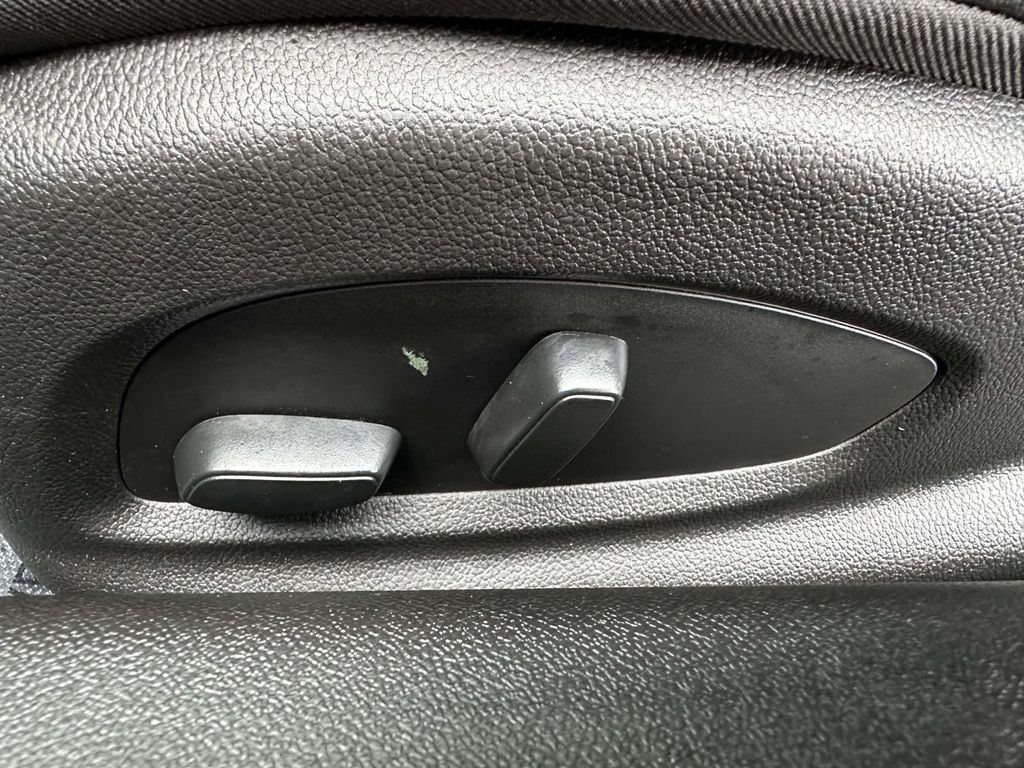 2023 Chevrolet Camaro 2SS Image 19 of 34