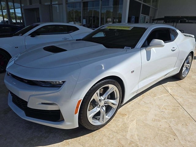 Vehicle image 1 of 6