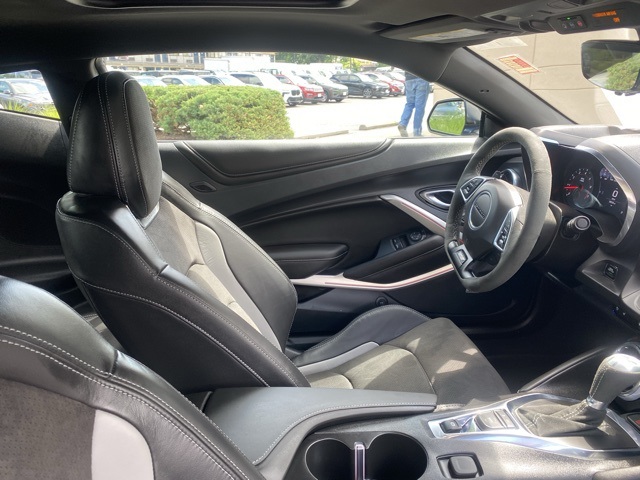 Vehicle image 15 of 38