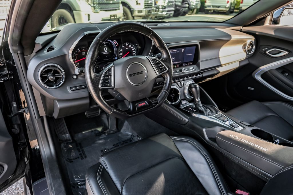 Vehicle image 12 of 63