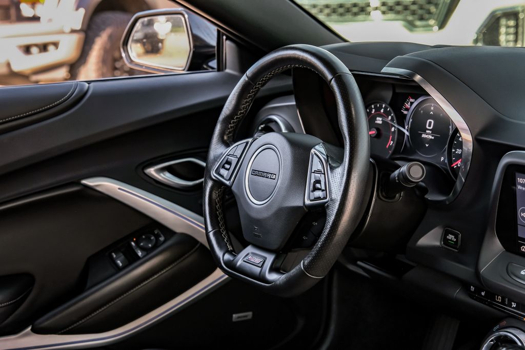 Vehicle image 13 of 63
