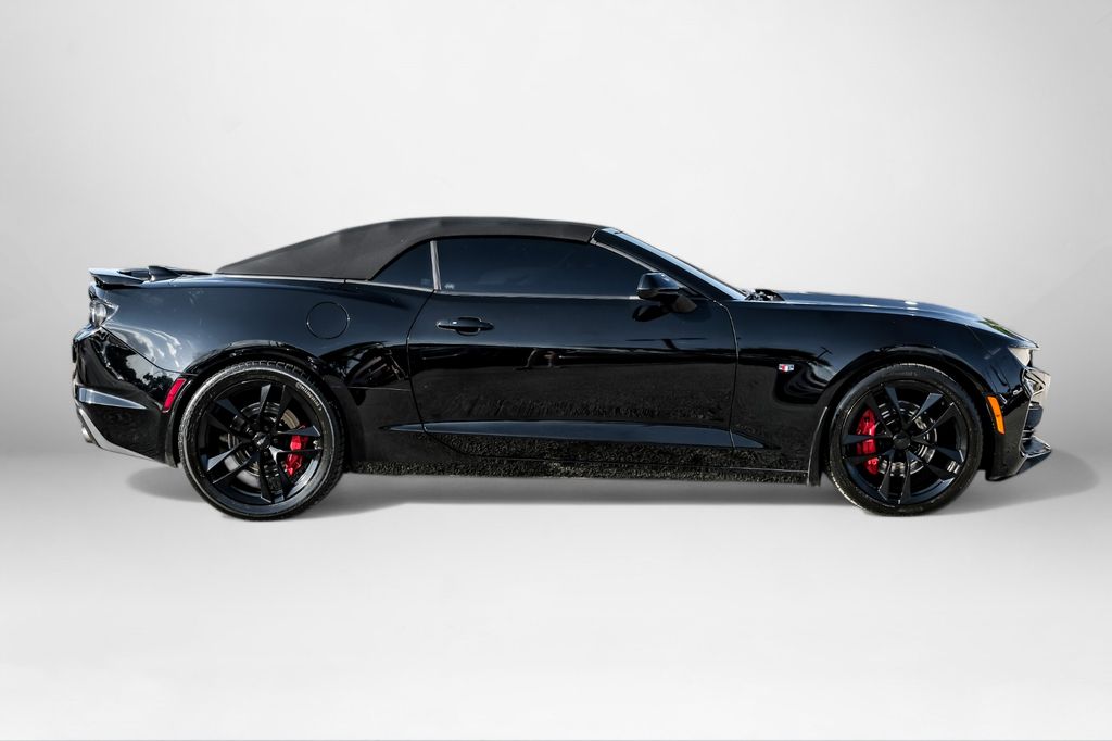 Vehicle image 5 of 63