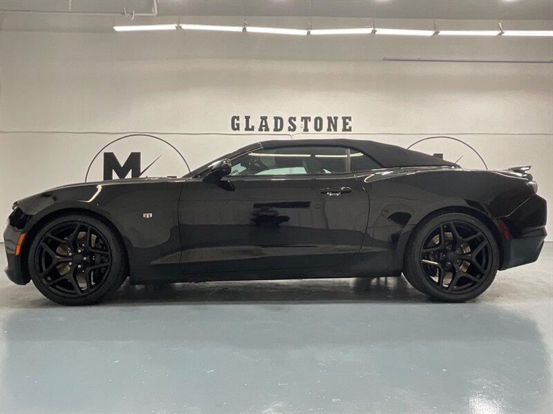 Vehicle image 21 of 64
