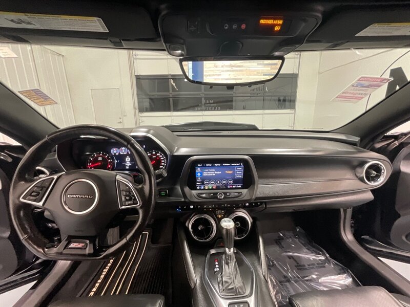 Vehicle image 30 of 64
