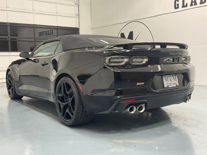 Vehicle image 14 of 64