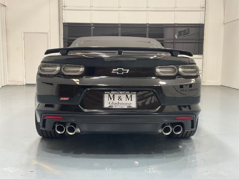 Vehicle image 18 of 64