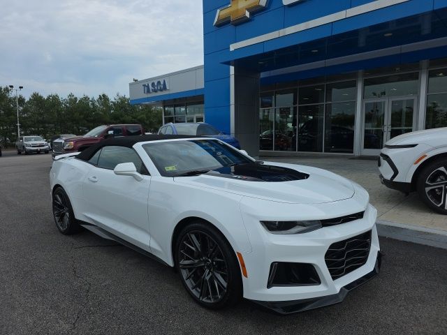 2023 Chevrolet Camaro ZL1 Image 3 of 37