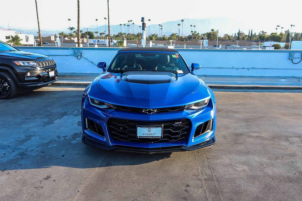 2023 Chevrolet Camaro ZL1 Image 3 of 28