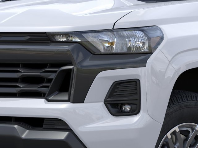 Vehicle image 10 of 24