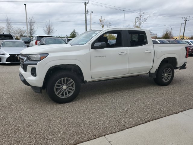 2023 Chevrolet Colorado LT Image 3 of 31
