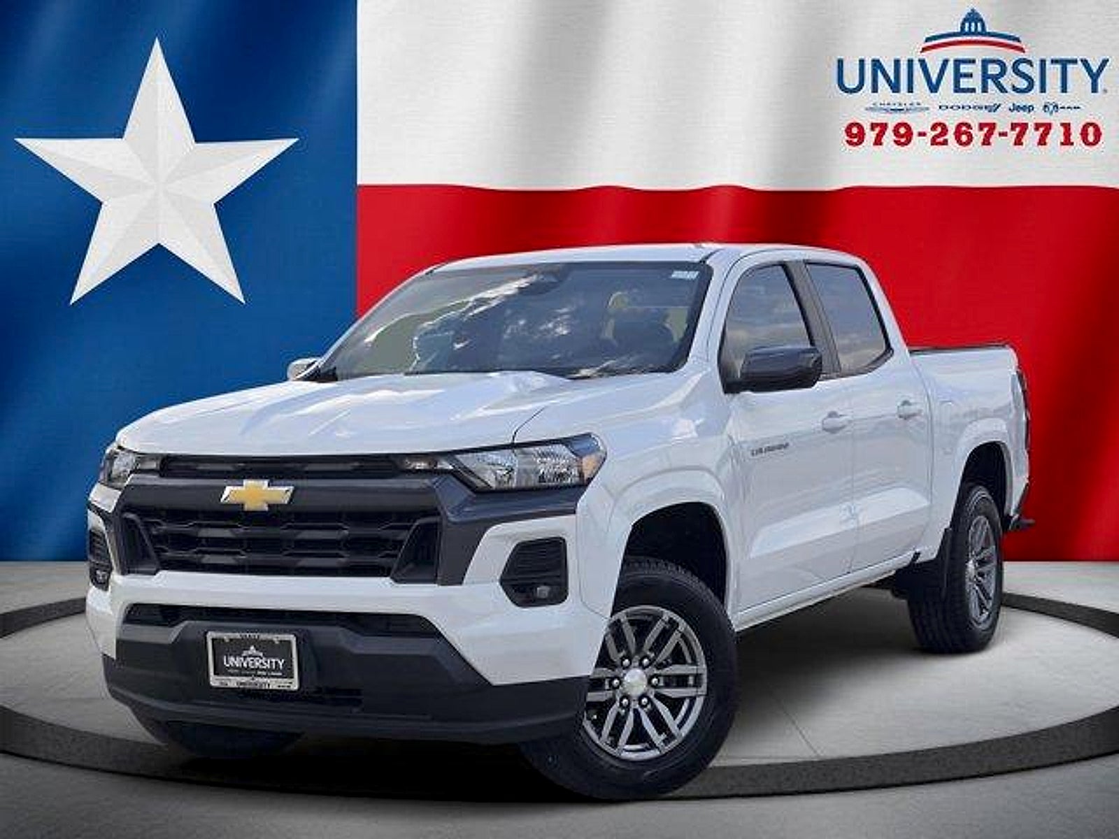 2023 Chevrolet Colorado LT Image 2 of 44