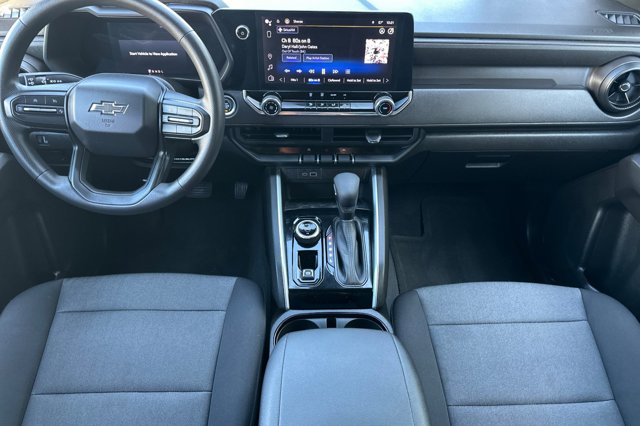 Vehicle image 10 of 25