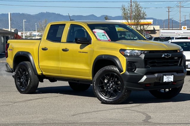 Vehicle image 2 of 25