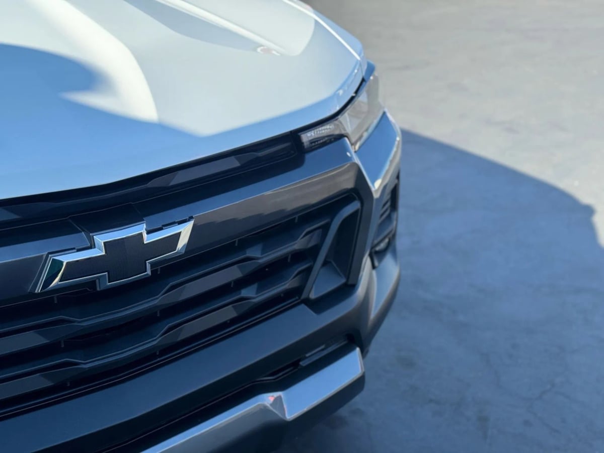 Vehicle image 31 of 32