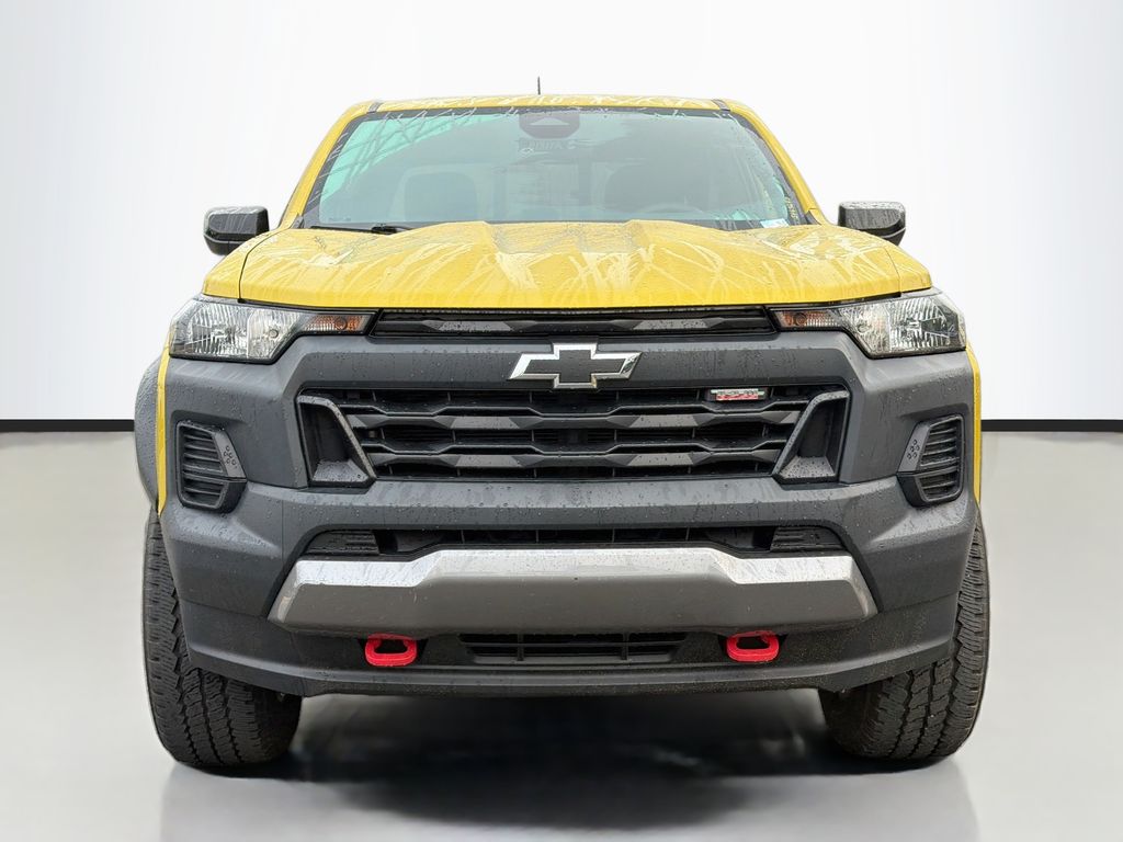 2023 Chevrolet Colorado 4WD Trail Boss Image 2 of 43
