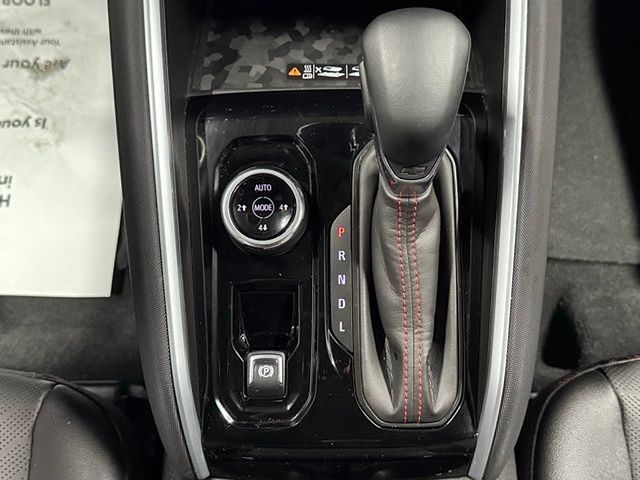 Vehicle image 43 of 52