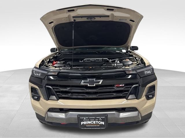 Vehicle image 3 of 52