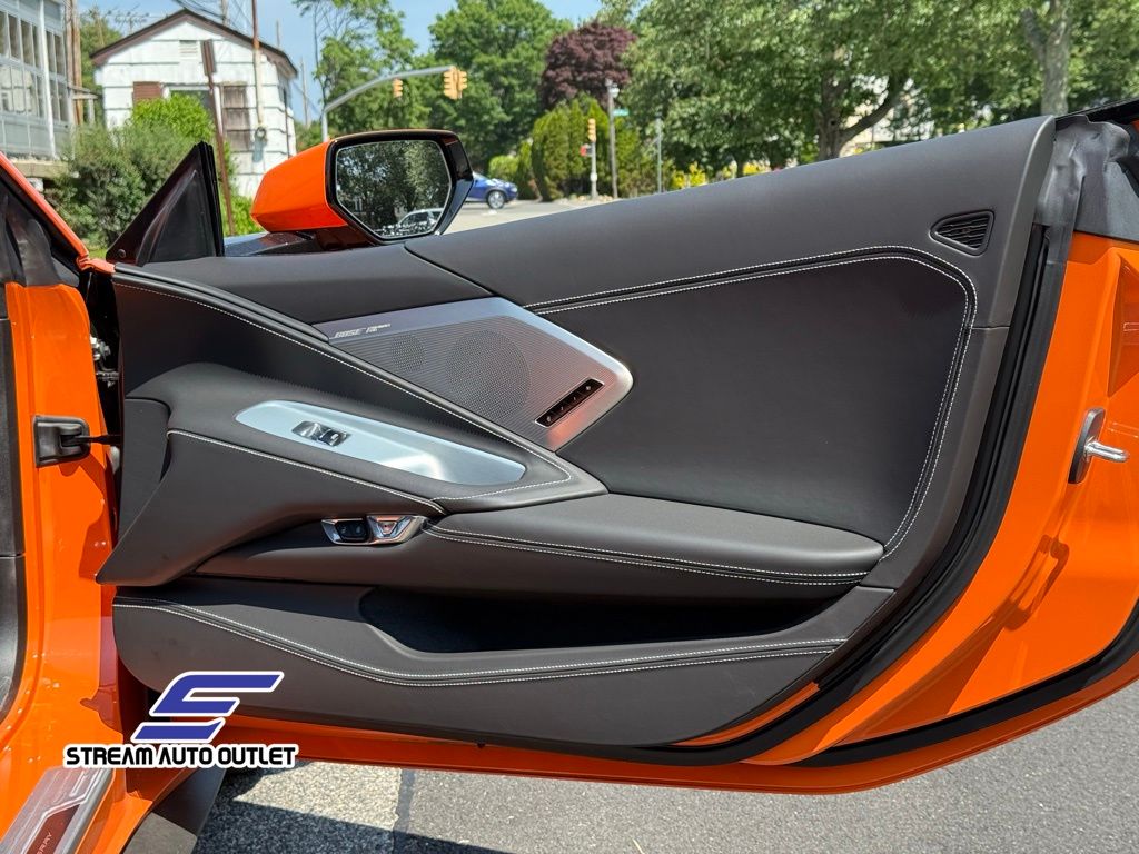 Vehicle image 18 of 45