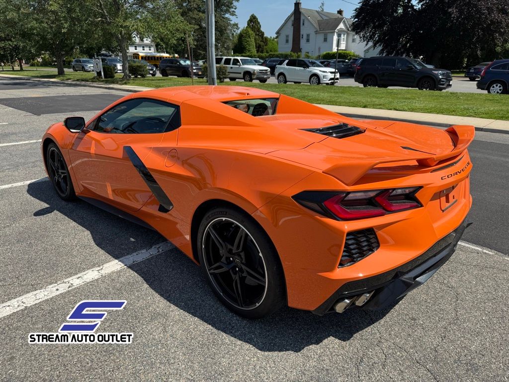 Vehicle image 10 of 45