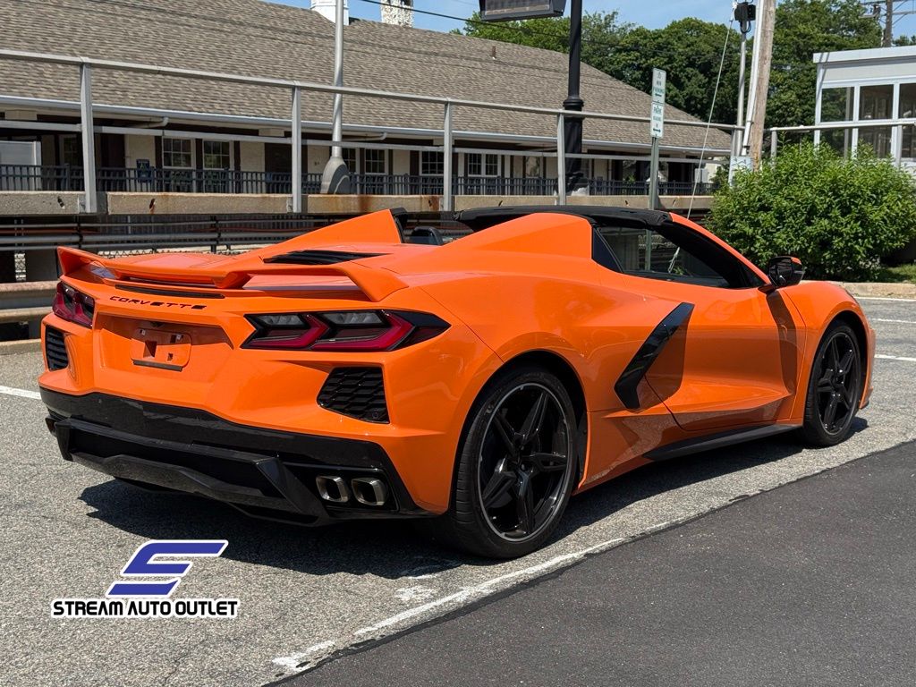 Vehicle image 8 of 45