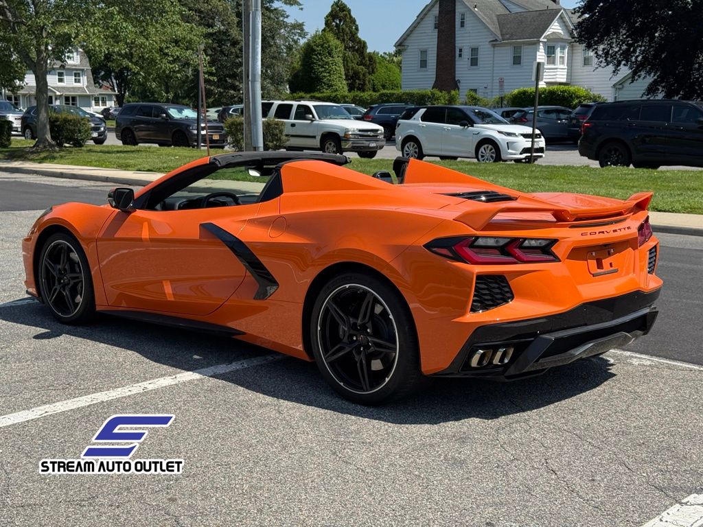 Vehicle image 11 of 45