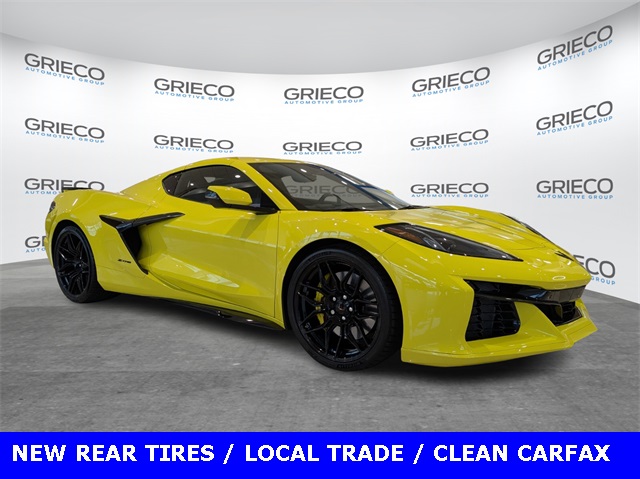 Vehicle image 4 of 26