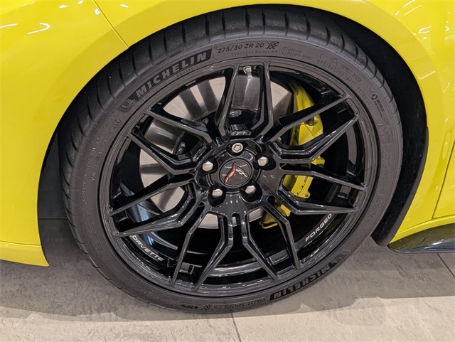Vehicle image 7 of 26