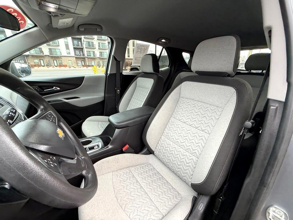 Vehicle image 14 of 29