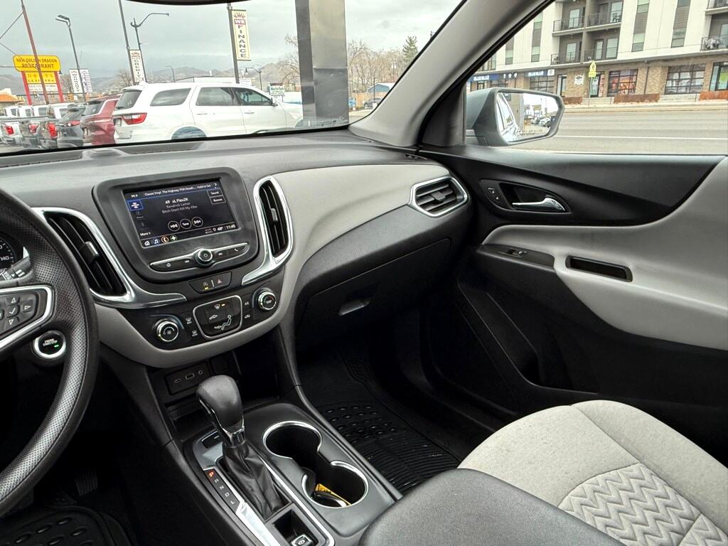 Vehicle image 18 of 29