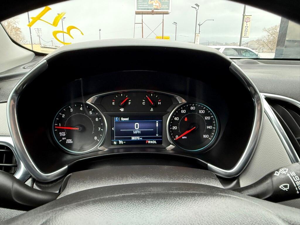Vehicle image 21 of 29
