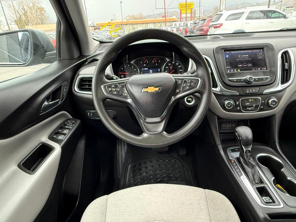 Vehicle image 17 of 29