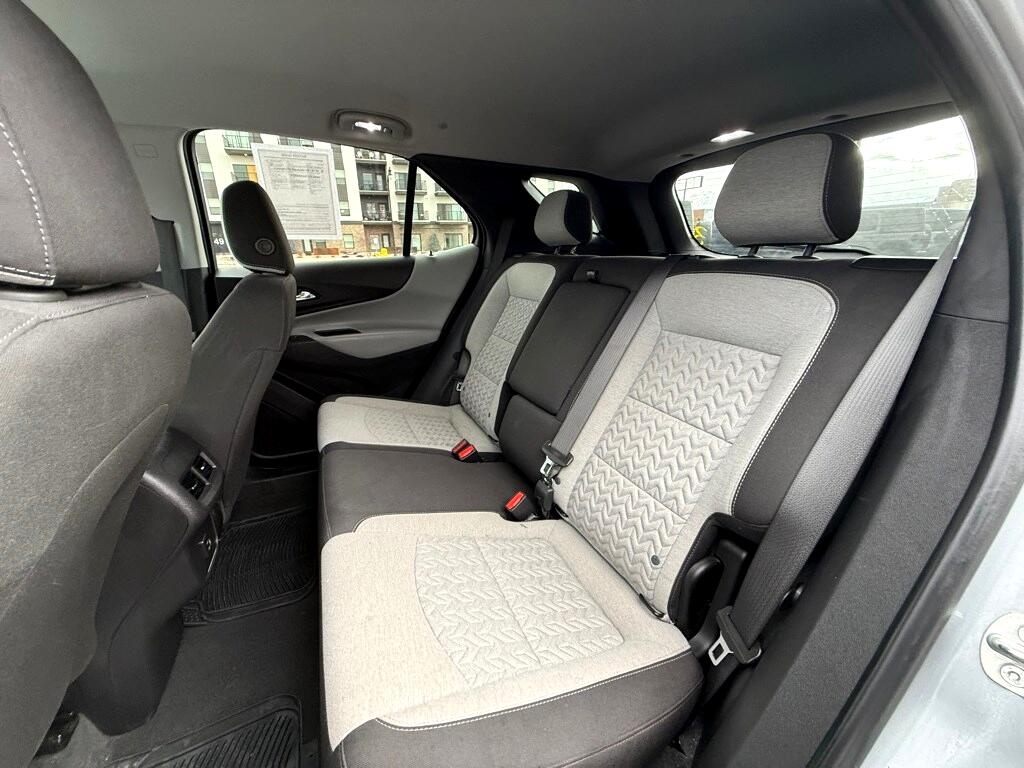 Vehicle image 16 of 29