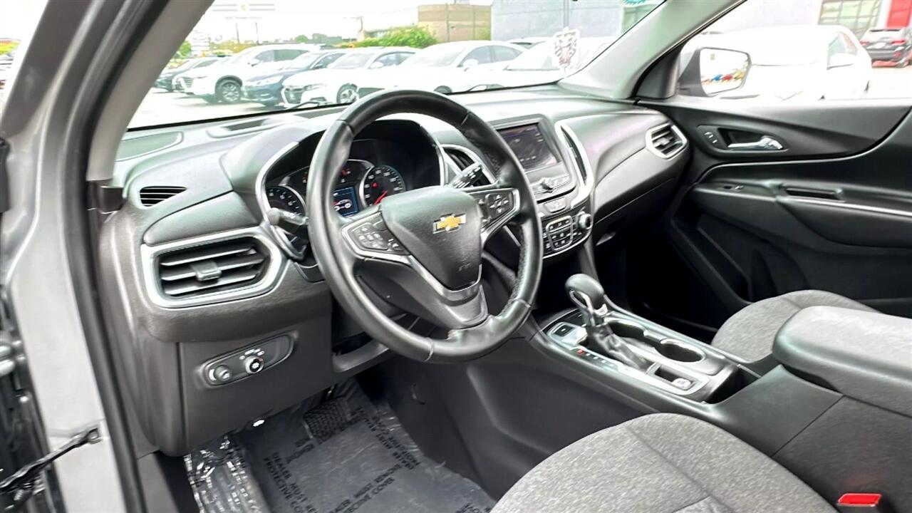 Vehicle image 16 of 48