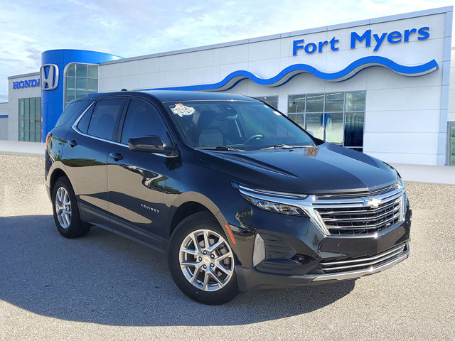 2023 Chevrolet Equinox LT Image 2 of 32