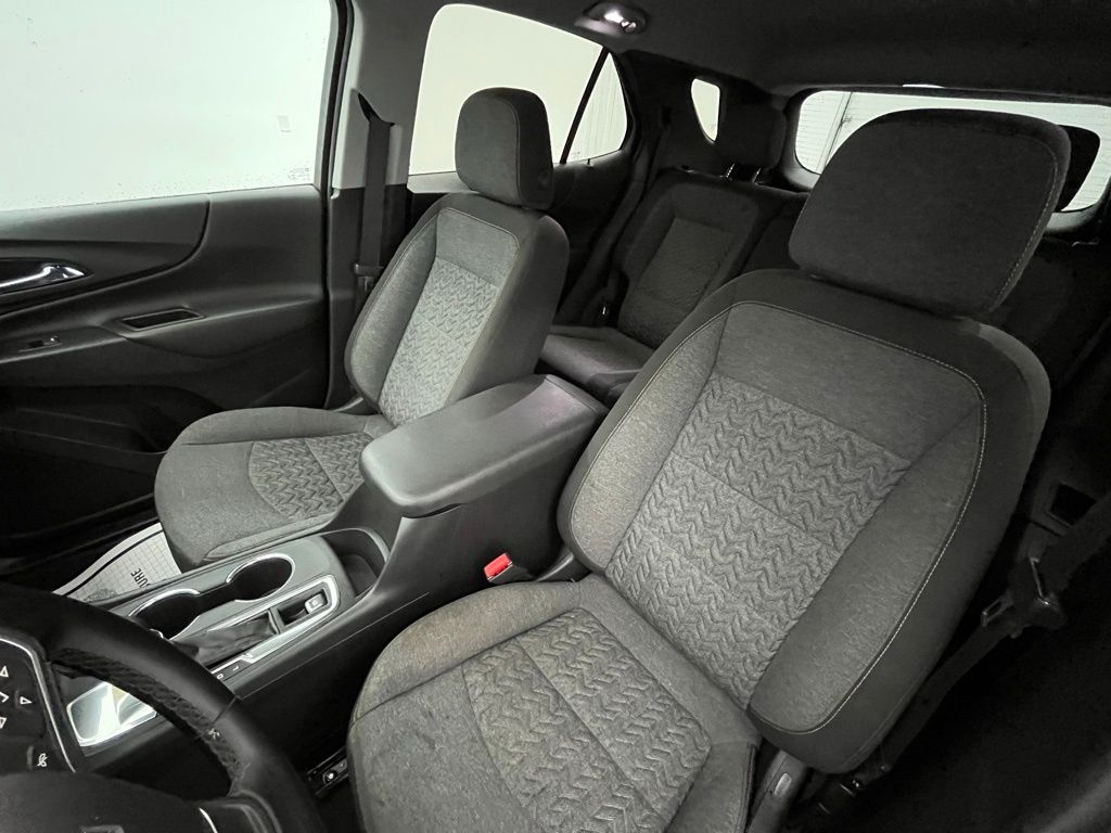 2023 Chevrolet Equinox LT Image 10 of 30