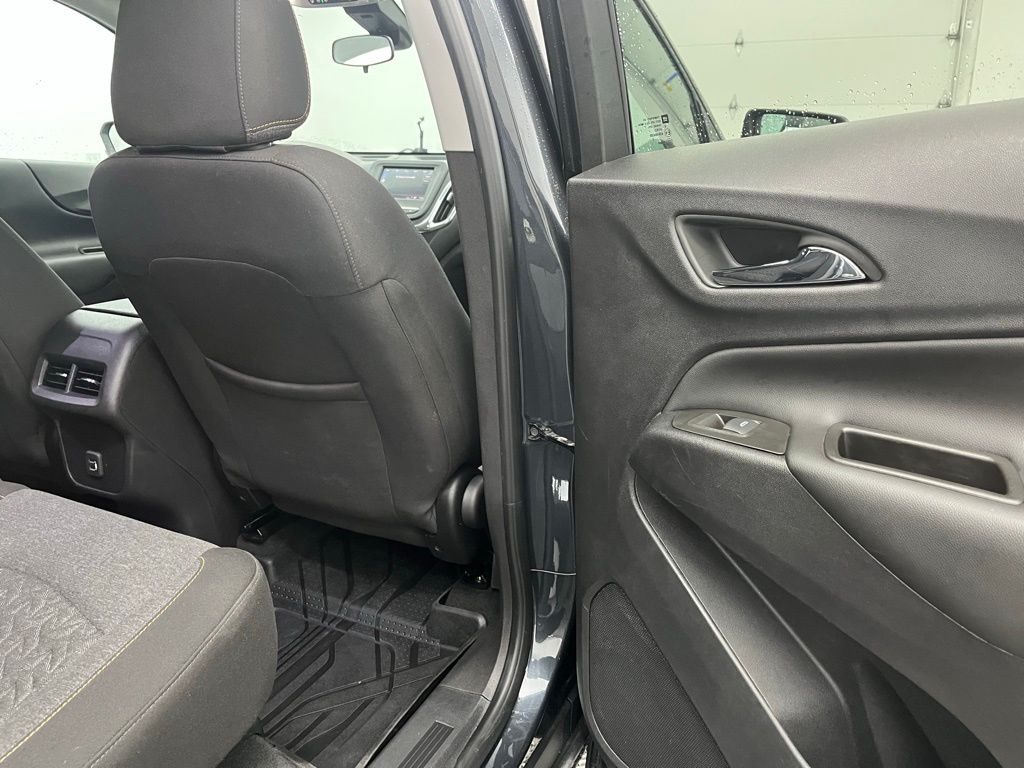 2023 Chevrolet Equinox LT Image 12 of 30