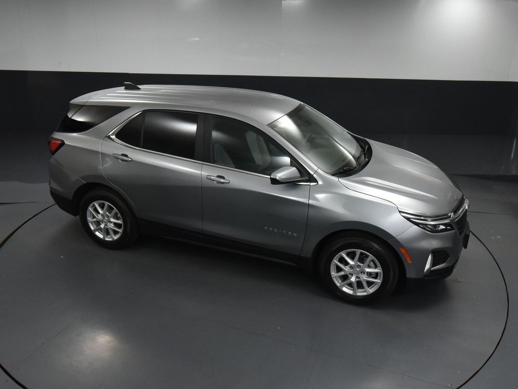 Vehicle image 5 of 52