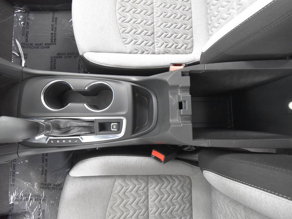 Vehicle image 40 of 52