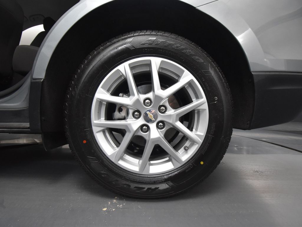 Vehicle image 21 of 52