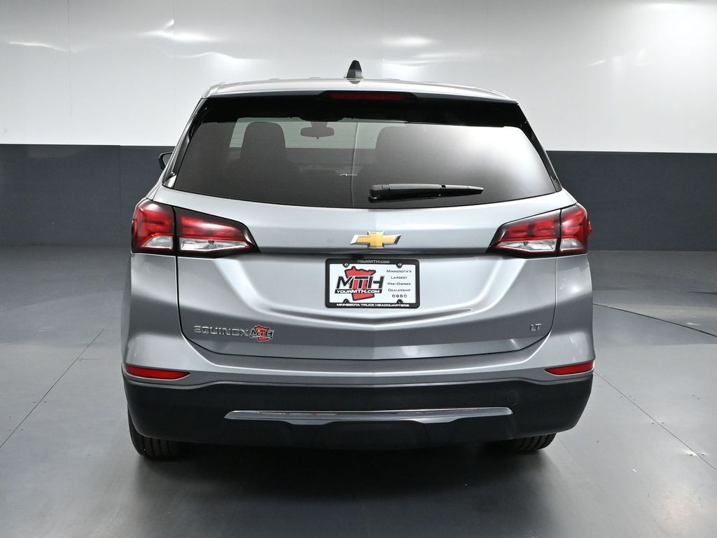 Vehicle image 14 of 52
