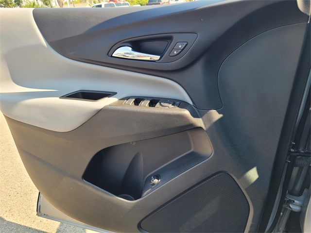 2023 Chevrolet Equinox LT Image 18 of 34