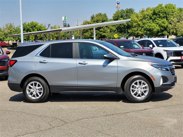 2023 Chevrolet Equinox LT Image 4 of 34