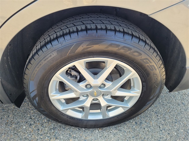 2023 Chevrolet Equinox LT Image 8 of 34