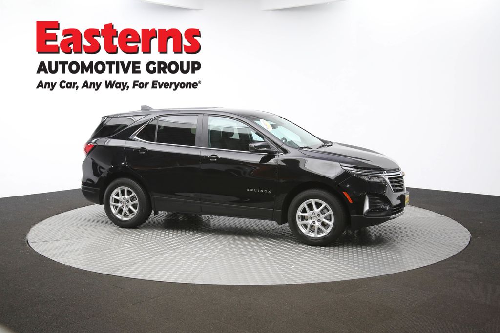 Vehicle image 10 of 62