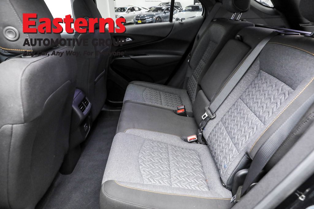 Vehicle image 44 of 62
