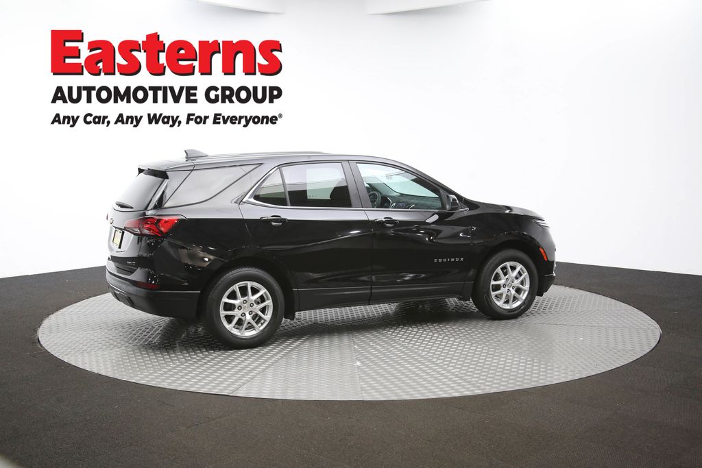 Vehicle image 21 of 62