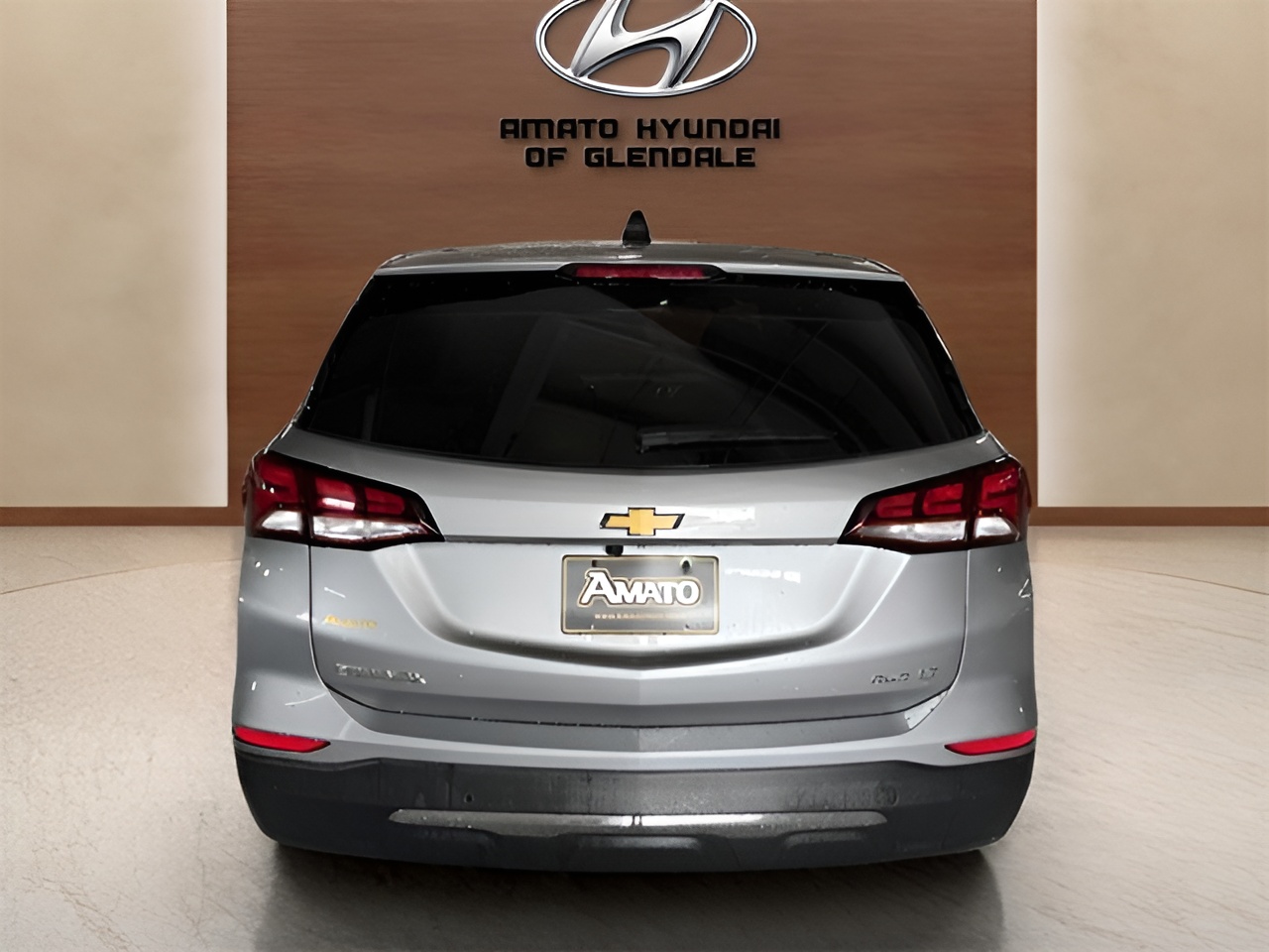 Vehicle image 33 of 35